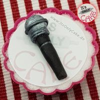 itsonlycake.de-tina-turner-big-cupcake-topper-fondant09s