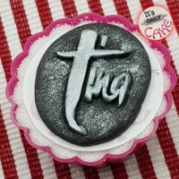 itsonlycake.de-tina-turner-black-cupcake-topper-fondant03s