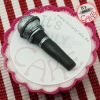 itsonlycake.de-tina-turner-black-cupcake-topper-fondant04s